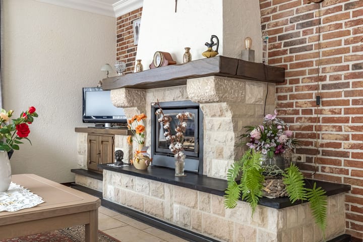 Foto 13 van Den Hof 25