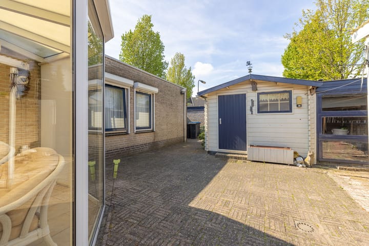 Foto 37 van Den Hof 25