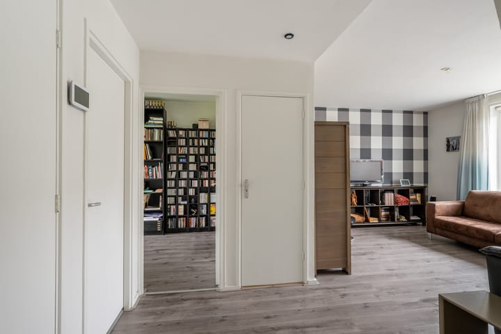 Foto 8 van van Viandenstraat 7