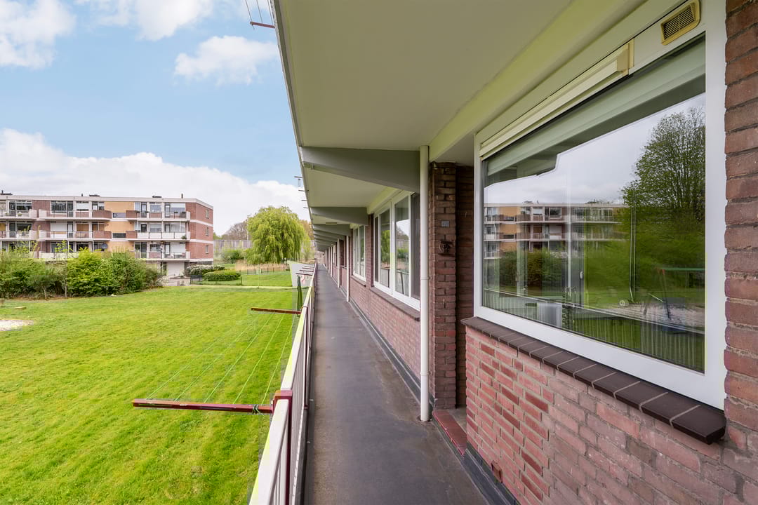 Photo 28 of van Viandenstraat 7