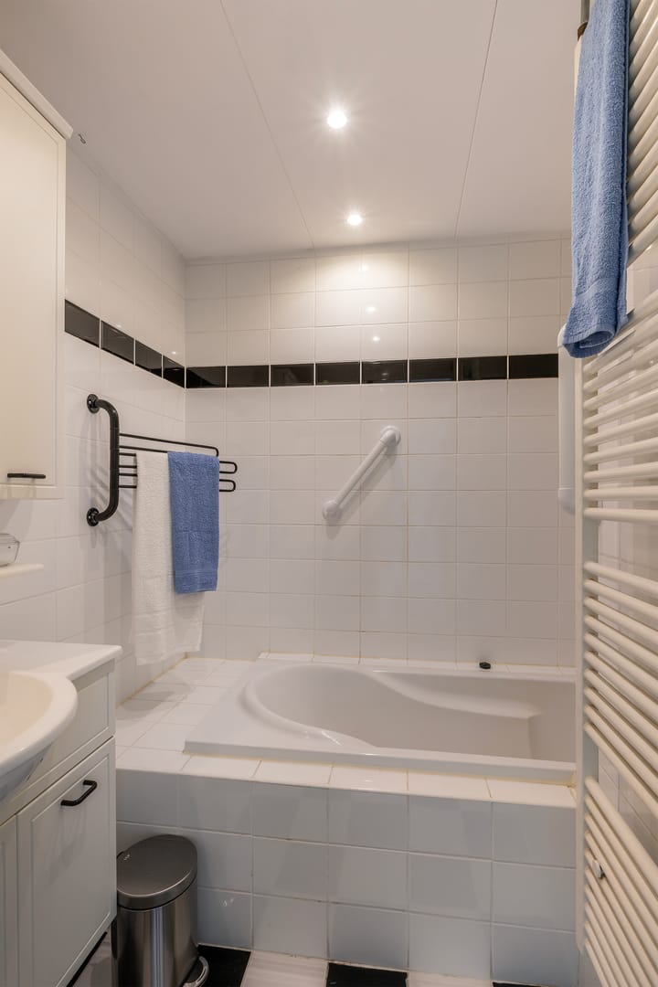 Foto 35 van van Viandenstraat 7