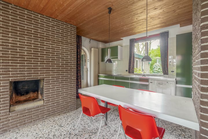 Photo 22 of Oranjestraat 115