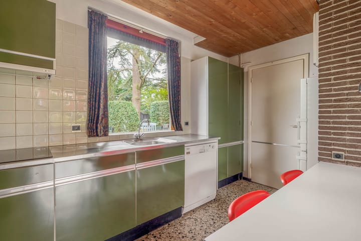 Photo 23 of Oranjestraat 115