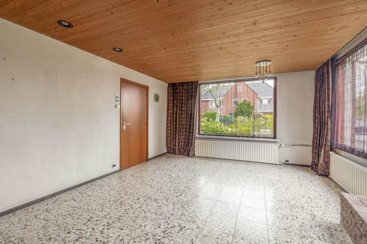 Photo 52 of Oranjestraat 115