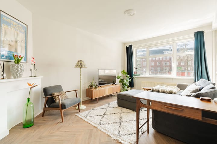 Foto 5 van Paramariboplein 34-1