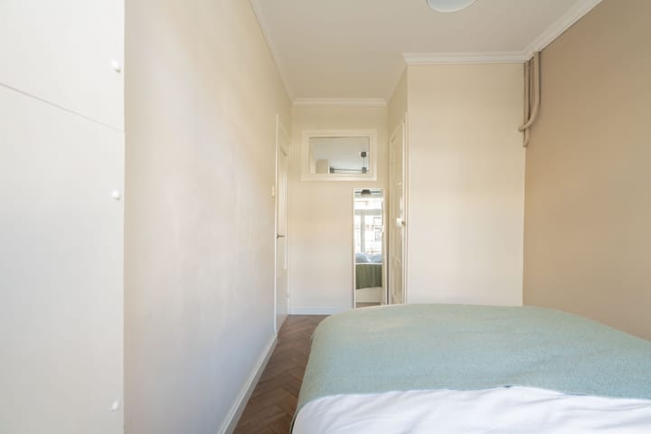 Foto 19 van Paramariboplein 34-1