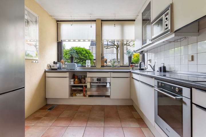 Foto 10 van Van Brerostraat 49