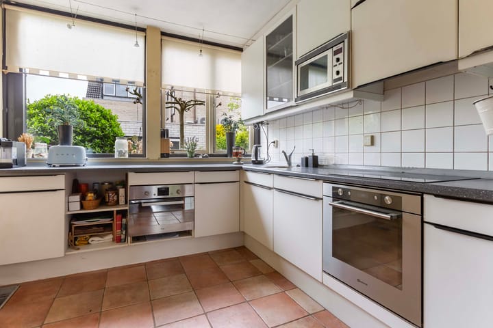 Foto 11 van Van Brerostraat 49