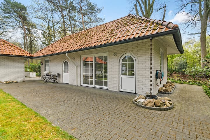 Foto 43 van Langenbergweg 12