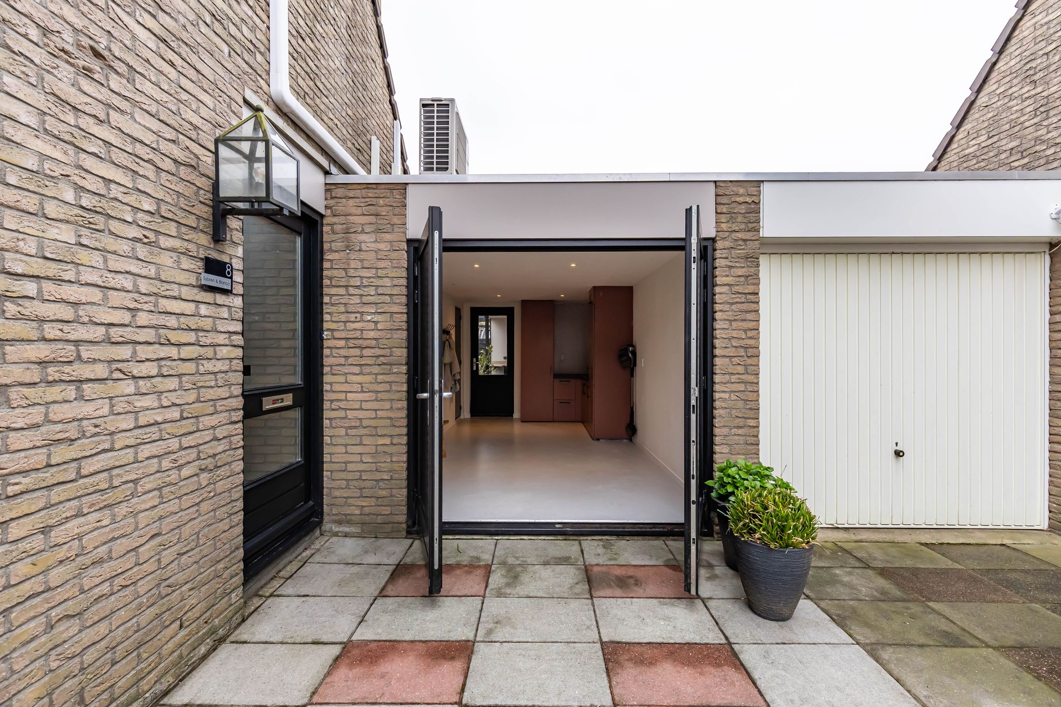 Foto 12 van Jarigsmastins 8