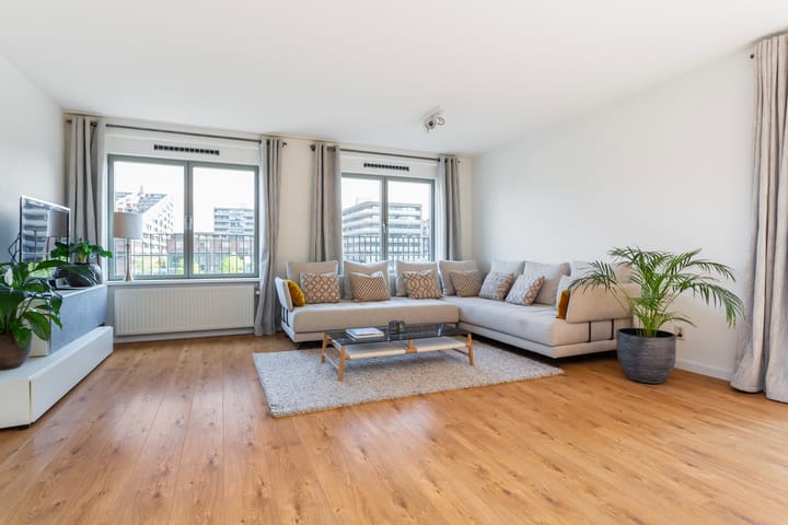 Foto 2 van Willem Molenbroekplein 1