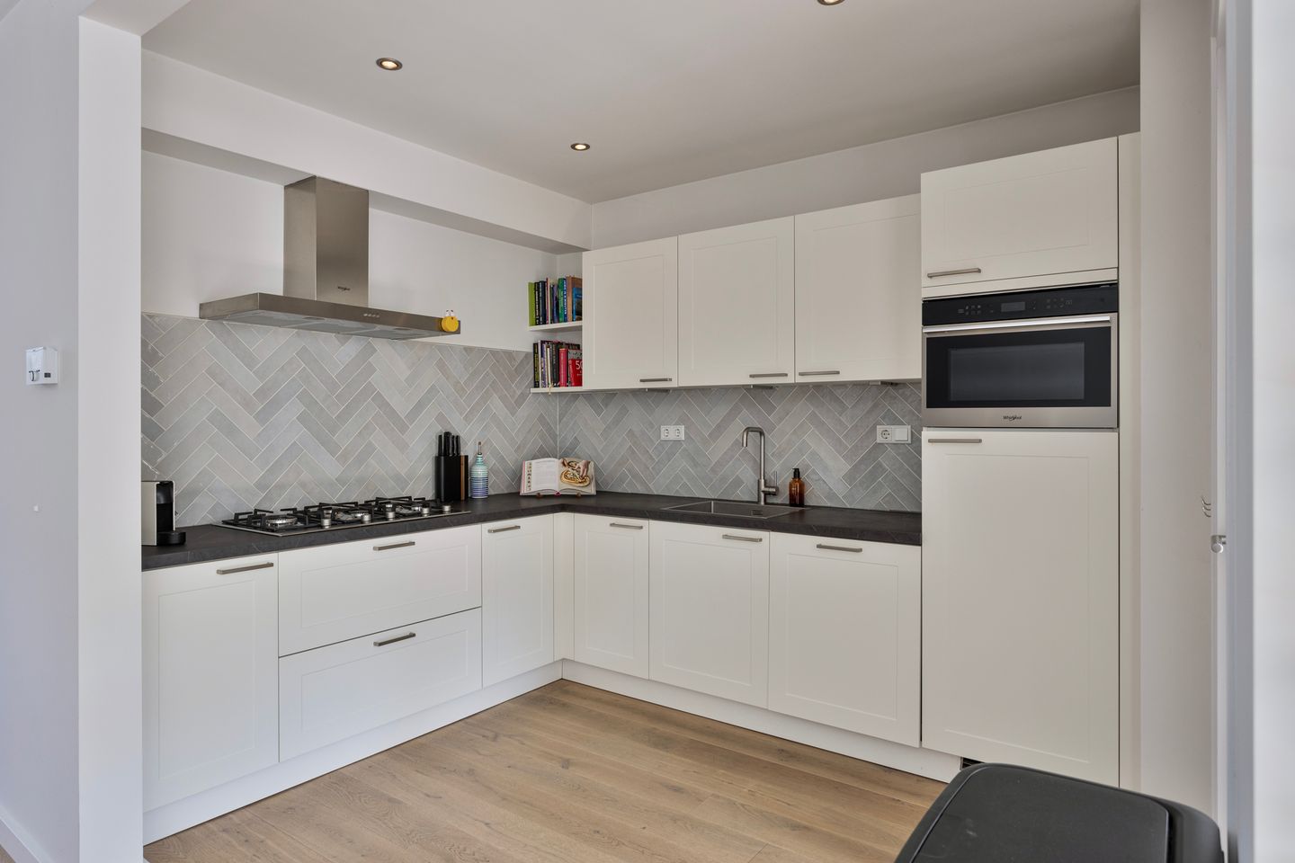 Foto 10 van Jekerstraat 37