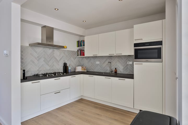 Foto 10 van Jekerstraat 37