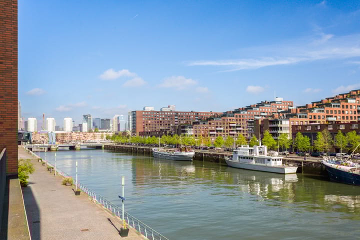 Foto 24 van Willem Molenbroekplein 1