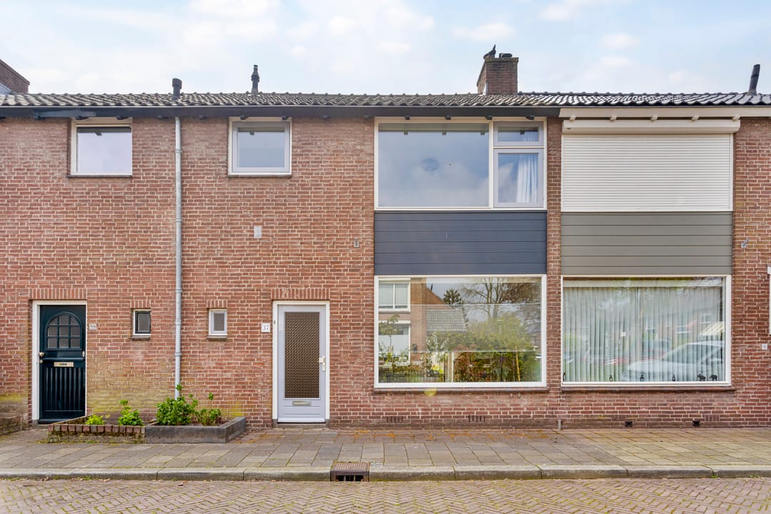 Foto 31 van Jekerstraat 37