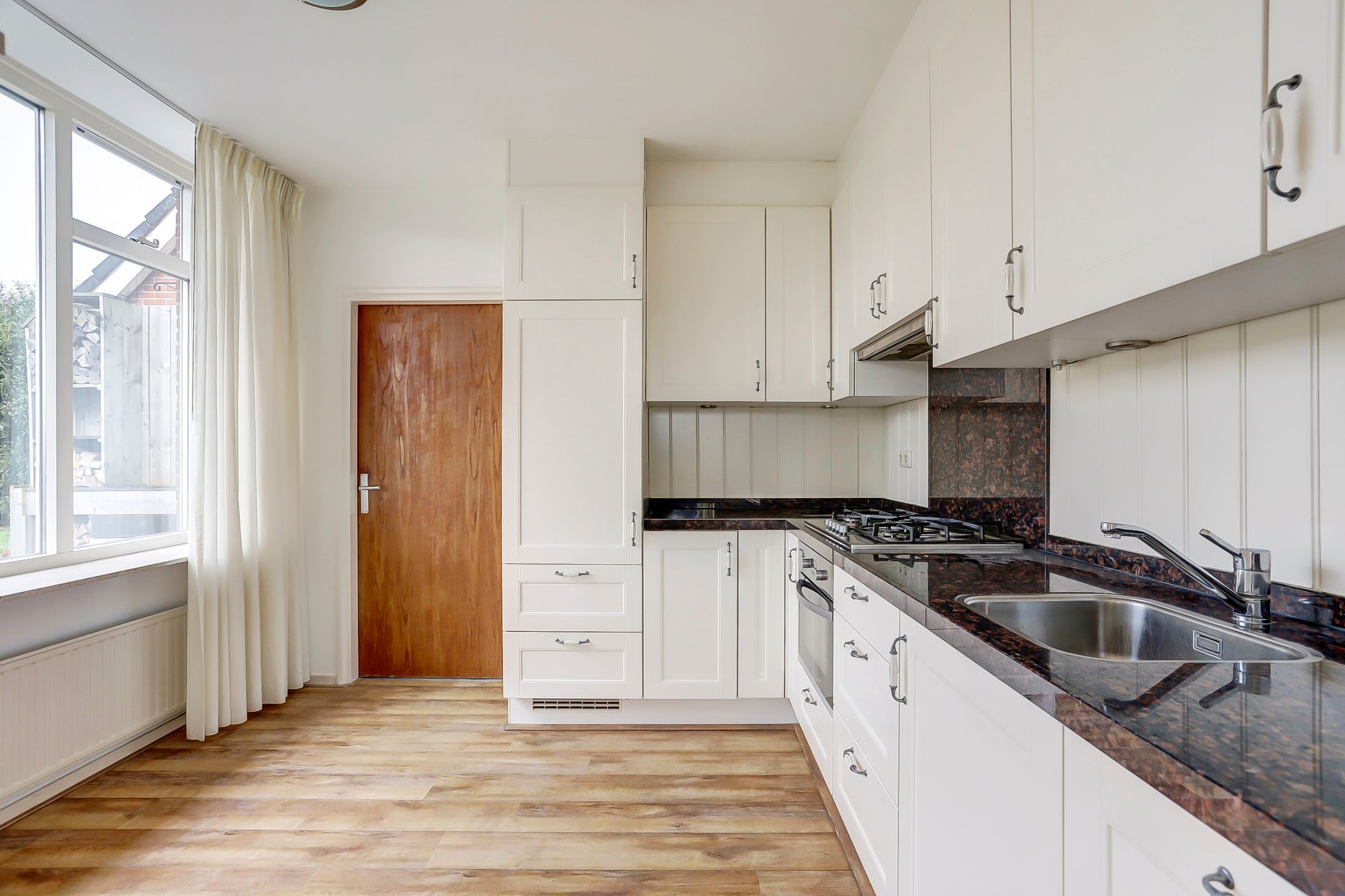 Foto 15 van Kanaalweg 131-A