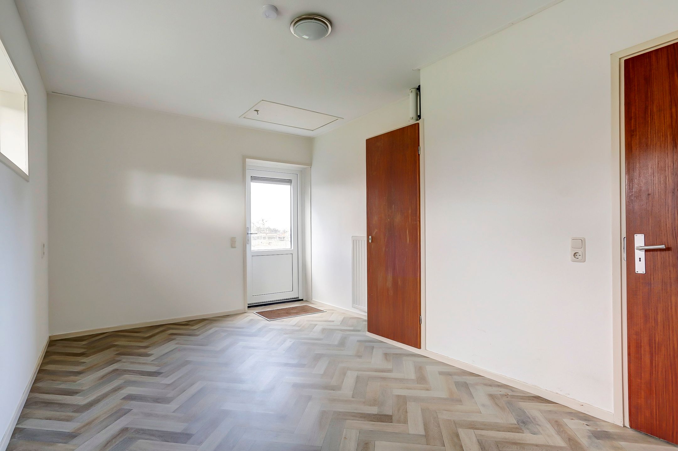 Foto 18 van Kanaalweg 131-A