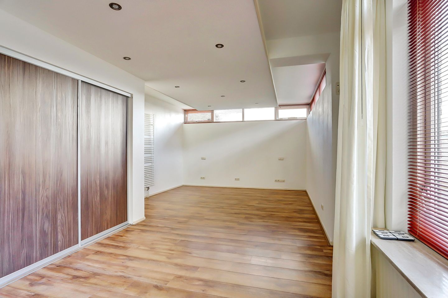 Foto 19 van Kanaalweg 131-A