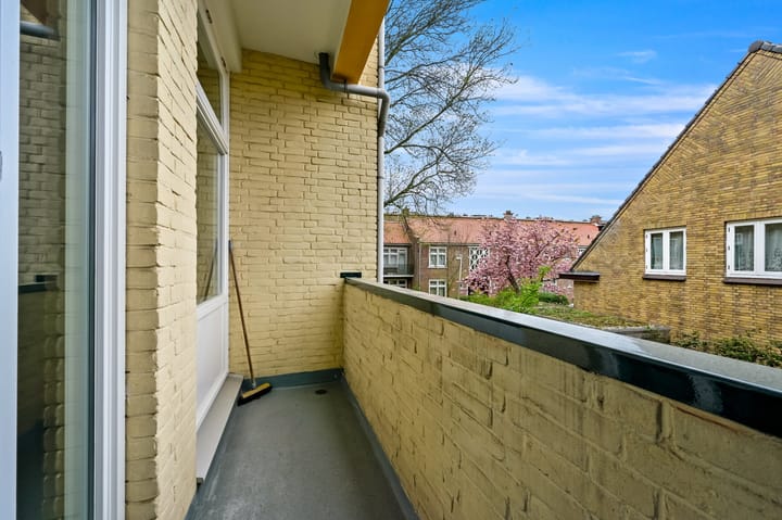 Foto 28 van Van Maerlantlaan 21