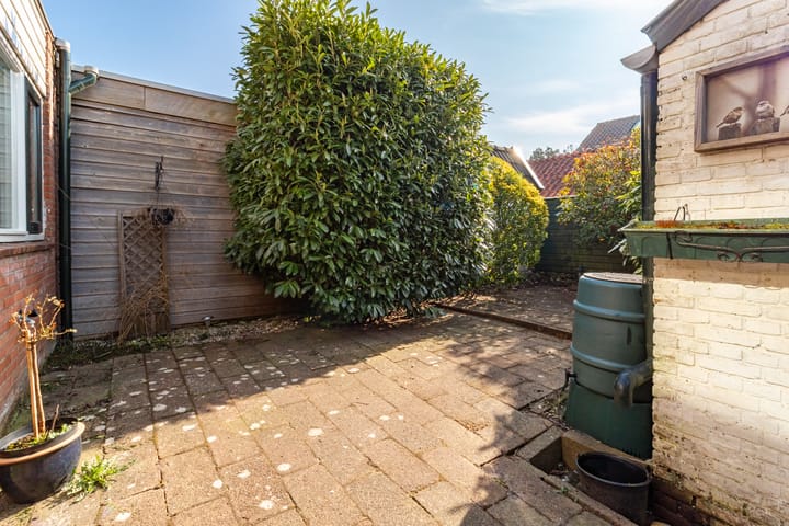 Foto 16 van Teunis Slagterstraat 9