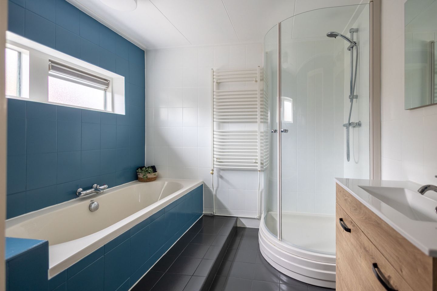 Photo 4 of Wedderweg 113