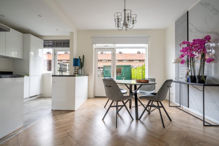 Foto 6 van Adelaarstraat 8