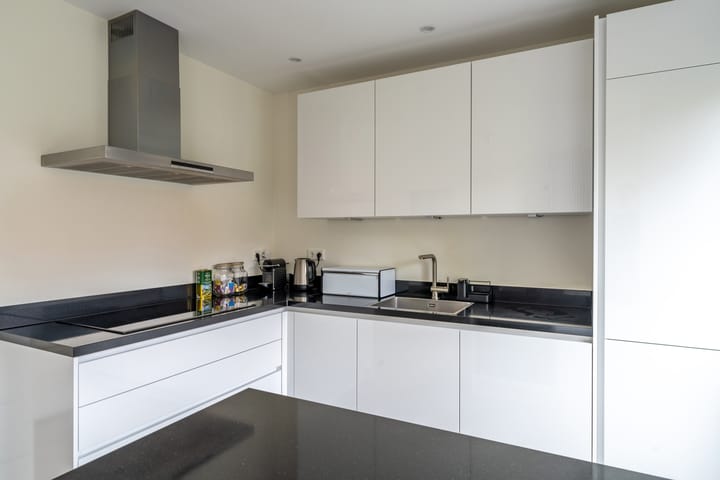 Foto 10 van Adelaarstraat 8