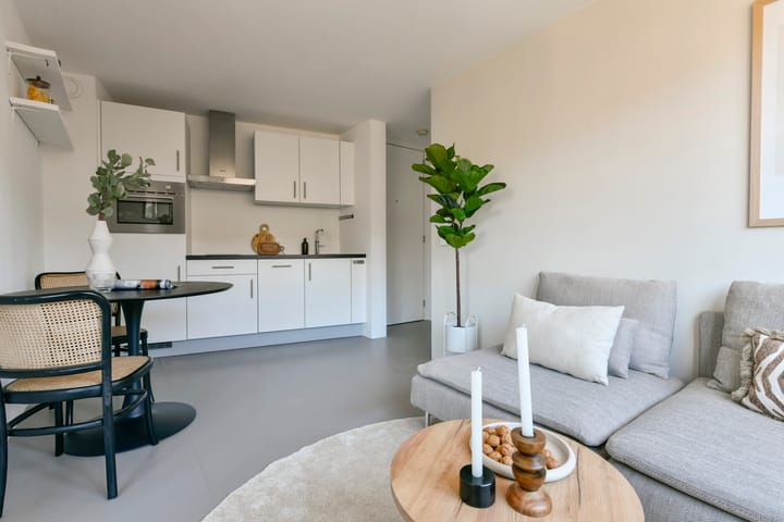 Foto 4 van Planciusstraat 19-E7