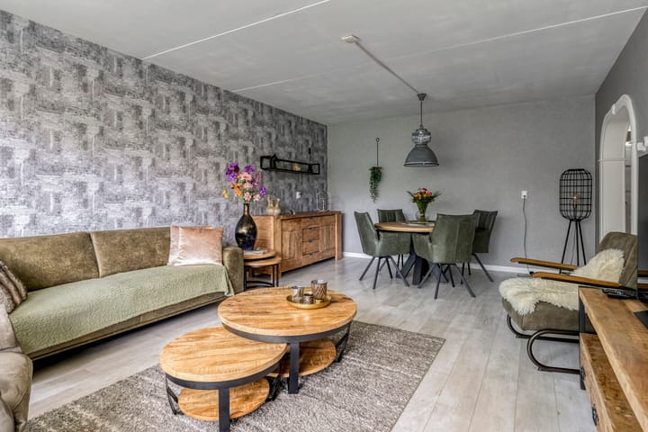 Foto 2 van Bachplein 2