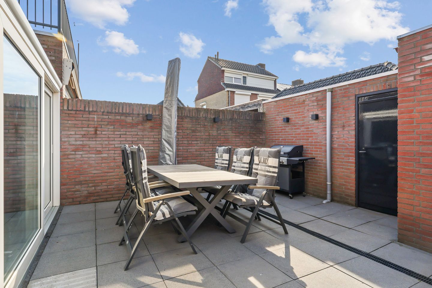 Foto 14 van Dr. J. van Beurdenstraat 7