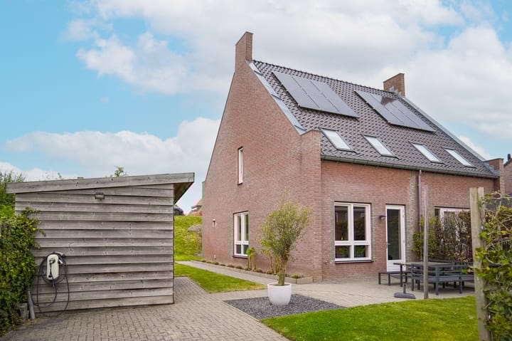 Photo 2 of Maasdijk 379-A