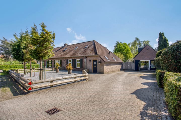 Foto 1 van Bisschop Rythoviusdreef 7-A