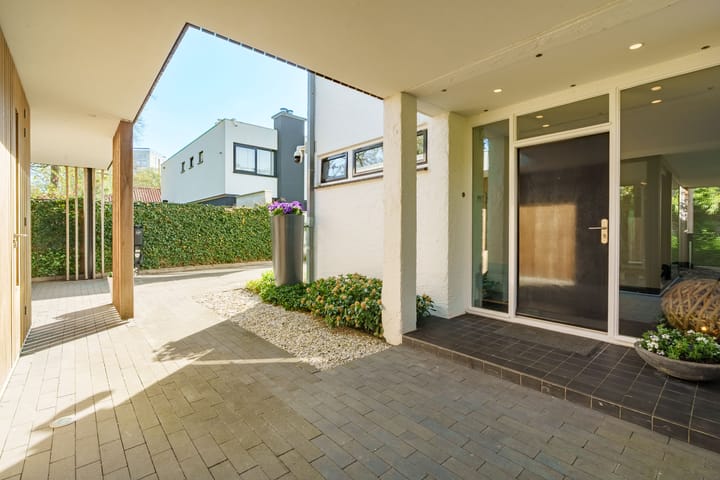 Foto 6 van Generaal Foulkesweg 111