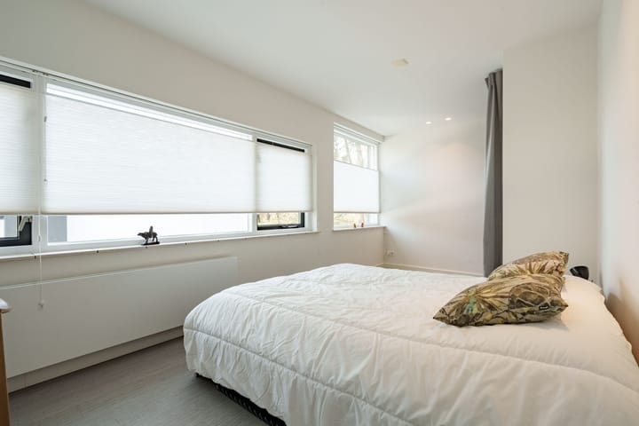 Foto 25 van Generaal Foulkesweg 111