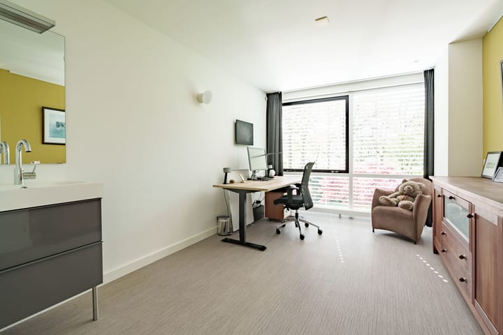 Foto 26 van Generaal Foulkesweg 111