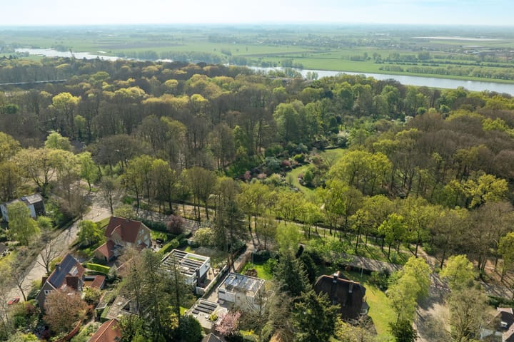 Foto 50 van Generaal Foulkesweg 111