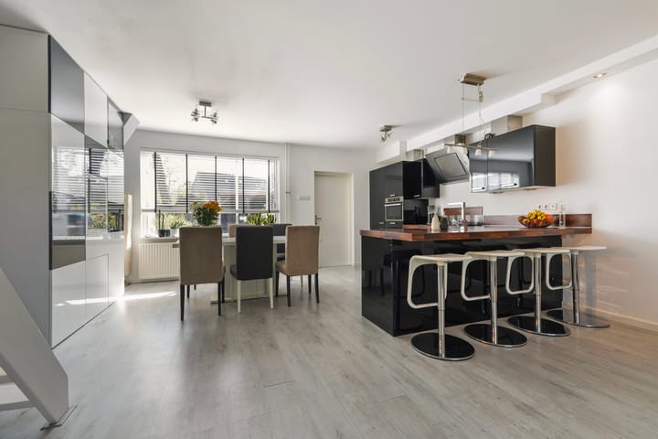 Foto 10 van Vivaldistraat 36