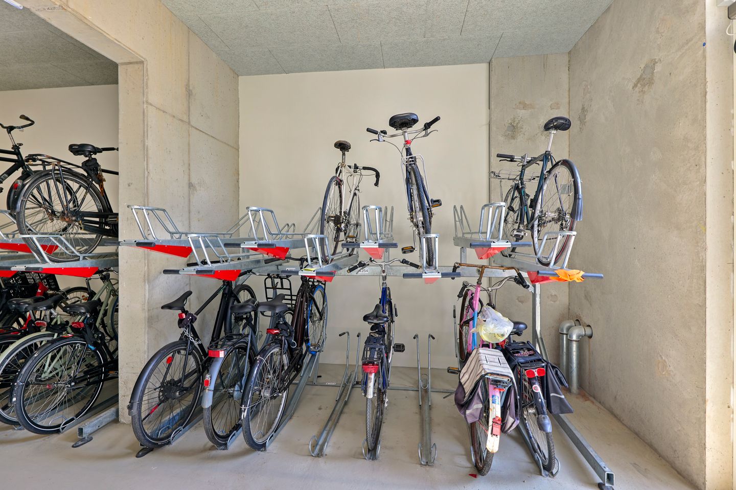 Foto 25 van Spadinalaan 361