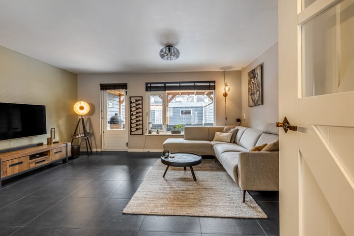 Foto 11 van Jasmijn 55