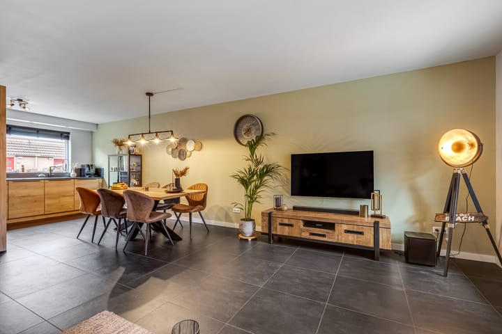 Foto 16 van Jasmijn 55