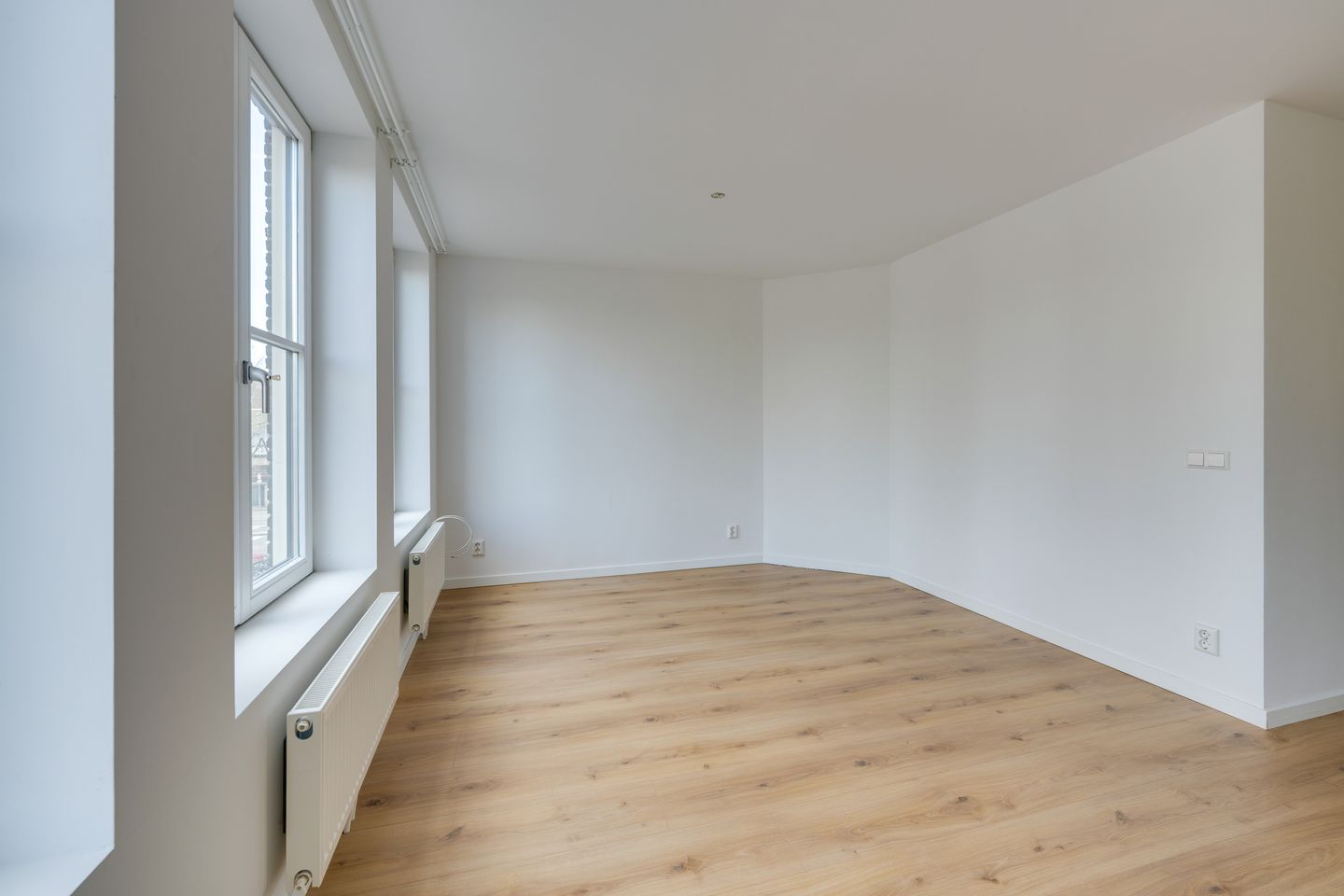 Photo 10 of Kleine Houtstraat 15-2