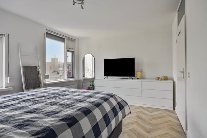 Photo 21 of Wilhelmina van Pruisenlaan 122