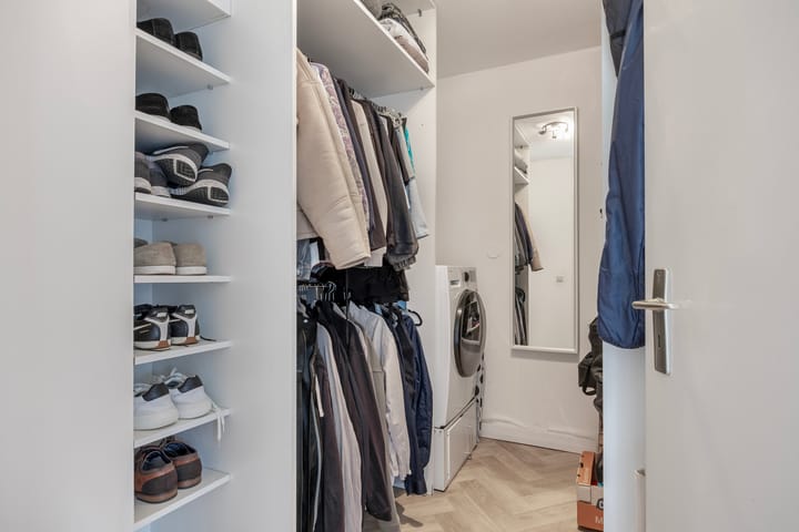 Photo 24 of Wilhelmina van Pruisenlaan 122