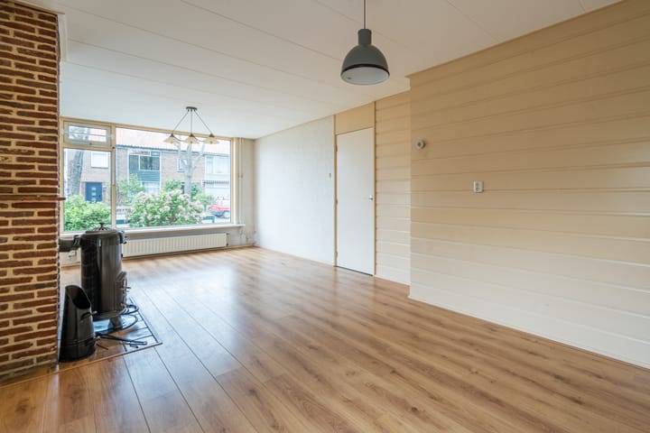 Photo 6 of Amalia van Solmsstraat 43