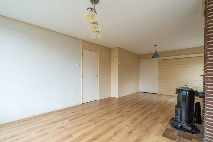 Photo 8 of Amalia van Solmsstraat 43