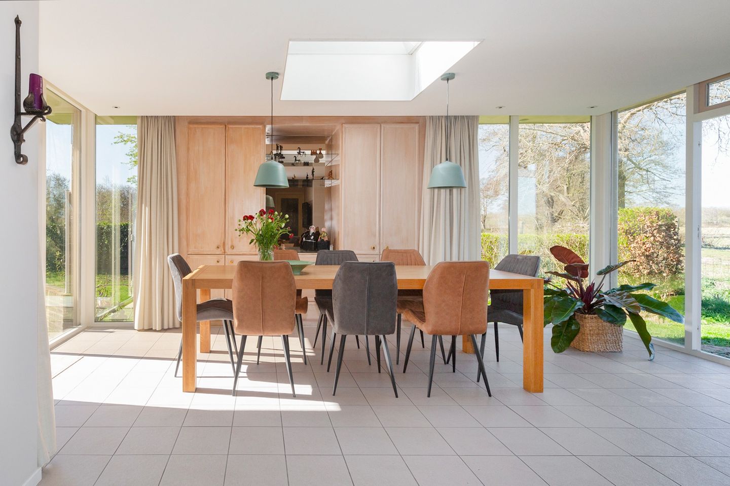 Foto 10 van Hogezoom 67-A