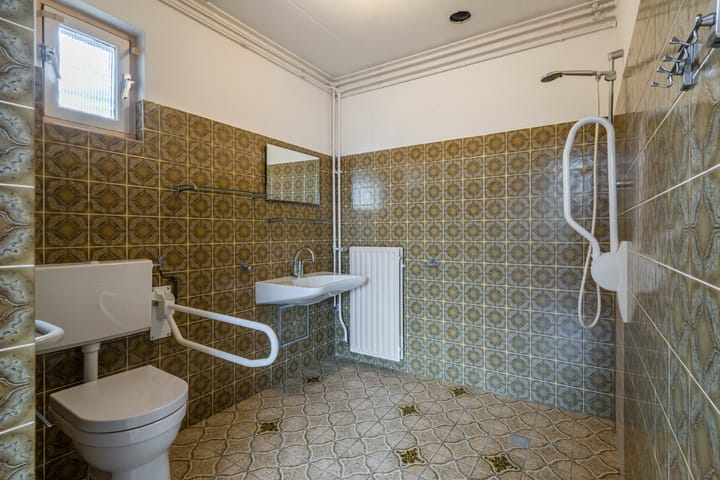 Photo 18 of Amalia van Solmsstraat 43