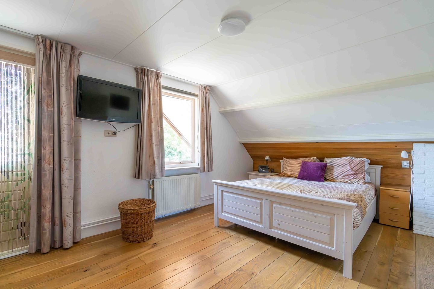 Foto 25 van Hogezoom 67-A