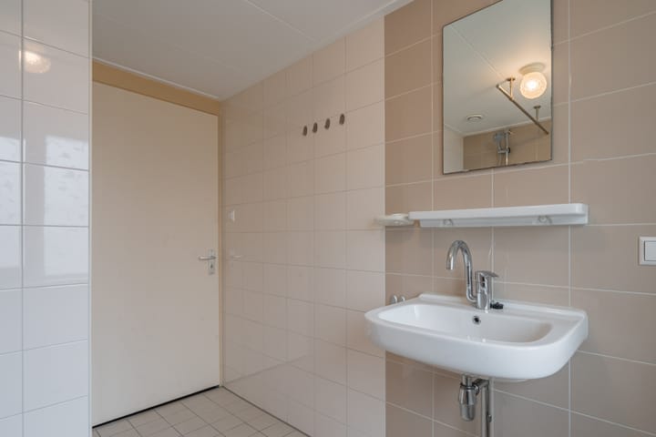 Photo 29 of Amalia van Solmsstraat 43