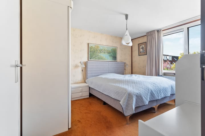 Foto 16 van Zeisstraat 37